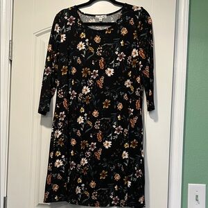 nine britton Black Floral Long Sleeve Shift Dress